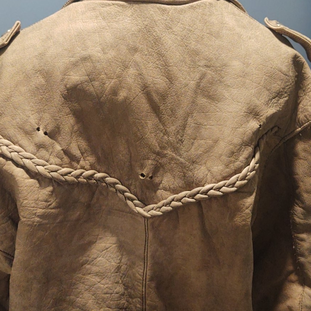 Genuine leather jacket - Picture 4 of 4